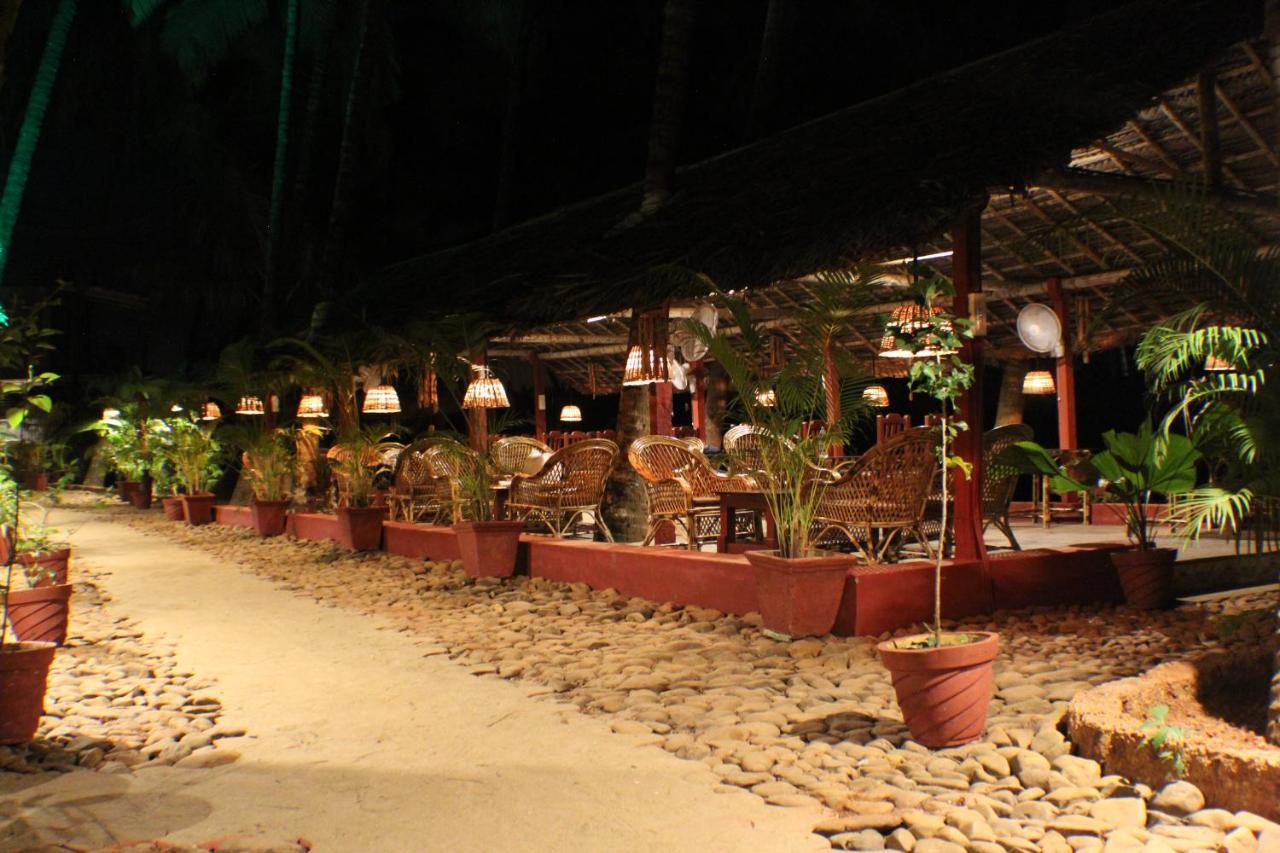 Palm Trees Ayurvedic Heritage Patnem Beach Esterno foto